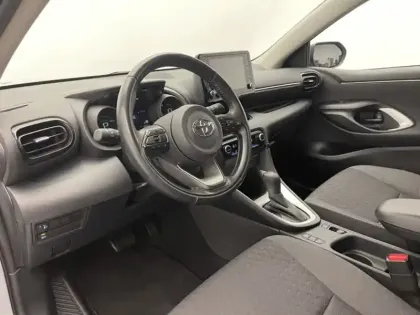 Photo 11 Toyota Yaris Hybride 116h Design