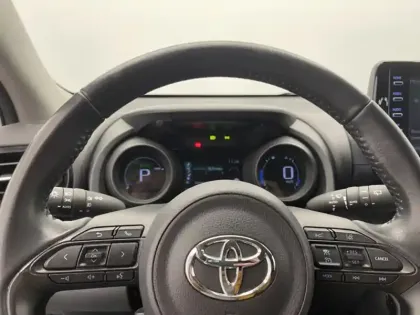 Photo 15 Toyota Yaris Hybride 116h Design