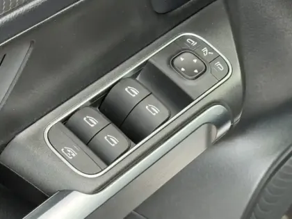 Photo 26 Mercedes GLB 200 d Business Line