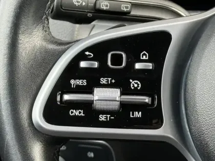 Photo 24 Mercedes GLB 200 d Business Line