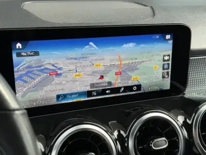 Photo 16 Mercedes GLB 200 d Business Line