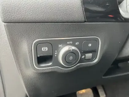 Photo 19 Mercedes EQA 250+ Edition