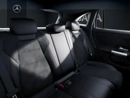 Photo 37 Mercedes GLA 200 d AMG Line