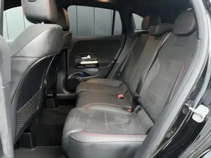 Photo 20 Mercedes GLA 200 d AMG Line