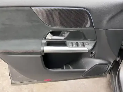 Photo 13 Mercedes GLA Gén. II (H247) Ph2 AMG Line 5