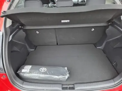 Photo 9 Toyota Yaris Hybride 116h Design