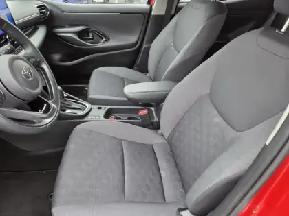 Photo 11 Toyota Yaris Hybride 116h Design