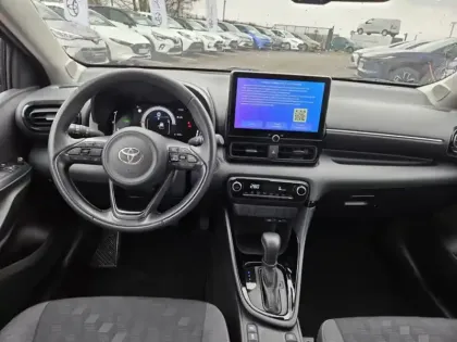 Photo 10 Toyota Yaris Hybride 116h Design