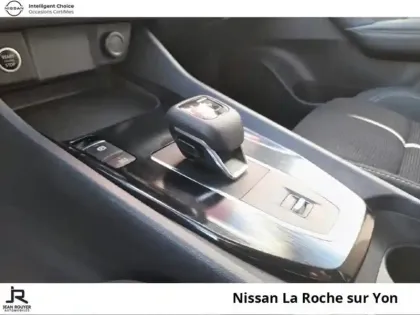 Photo 5 Nissan Qashqai  1.3 Mild Hybrid 158ch Acenta Xtronic 2022