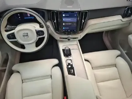 Photo 12 Volvo Xc60  B5 AdBlue AWD 235ch Ultimate Style Dark Geartronic