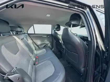 Photo 6 Kia Niro  1.6 GDi 141ch HEV Active Business DCT6