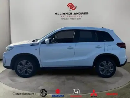 Photo 7 Suzuki Vitara  1.4 Boosterjet Hybrid 129ch Privilège Allgrip