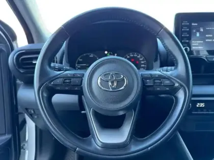 Photo 14 Toyota Yaris  116h Dynamic 5p MY22