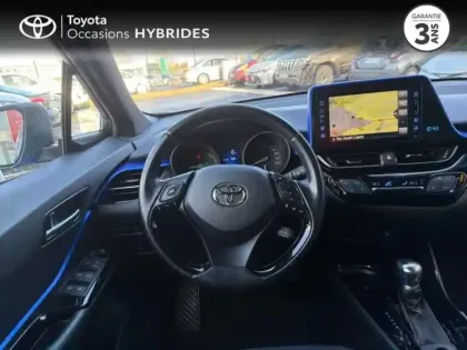 Photo 8 Toyota C-HR  122h Graphic 2WD E-CVT RC18