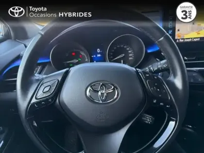 Photo 12 Toyota C-HR  122h Graphic 2WD E-CVT RC18