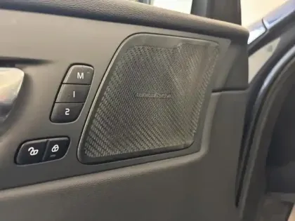 Photo 12 Volvo Xc60  B4 197ch Inscription Luxe Geartronic