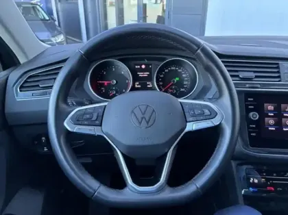 Photo 11 Volkswagen Tiguan  2.0 TDI 150ch Life Business DSG7