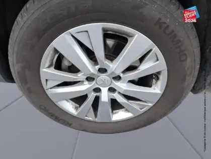 Photo 9 Peugeot 5008  1.5 BlueHDi 130ch S&S Active Pack EAT8