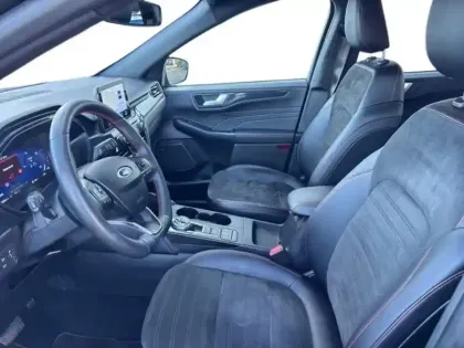 Photo 6 Ford Kuga  2.5 Duratec 190ch FHEV E85 Graphite Tech Edition BVA