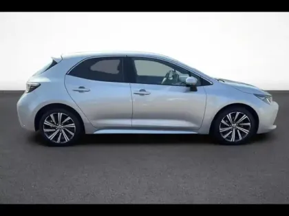 Photo 6 Toyota Corolla  122h Design MY22