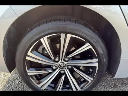 Photo 14 Toyota Corolla  122h Design MY22