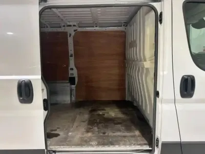 Photo 12 Citroën Jumper  Fg 33 L1H1 2.2 BlueHDi 140 S&S Driver