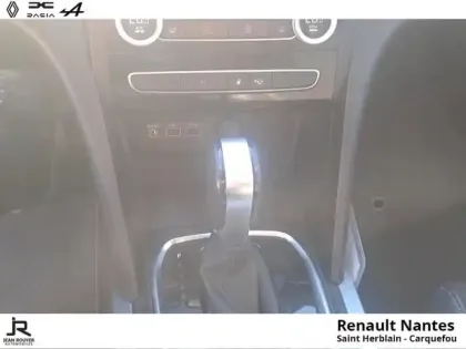 Photo 10 Renault Megane  Estate 1.6 E-Tech Plug-in 160ch Intens