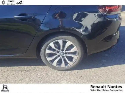 Photo 8 Renault Megane  Estate 1.6 E-Tech Plug-in 160ch Intens