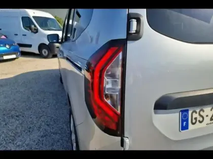 Photo 13 Renault Kangoo  1.5 Blue dCi 115ch Techno - 23