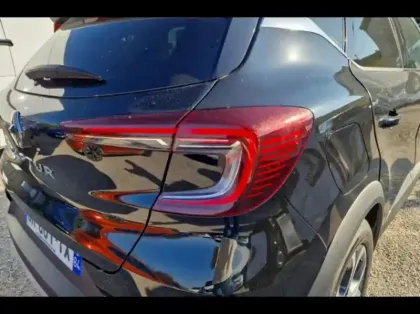 Photo 13 Renault Captur  1.3 TCe mild hybrid 140ch Techno