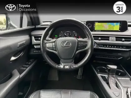 Photo 8 Lexus UX Gén. I Ph1 F SPORT Executive 5