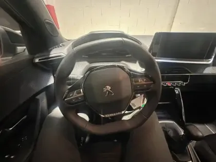 Photo 8 Peugeot 2008  1.2 PureTech 100ch S&S Style
