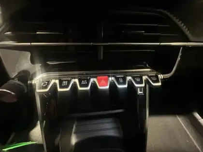 Photo 9 Peugeot 2008  1.2 PureTech 100ch S&S Style