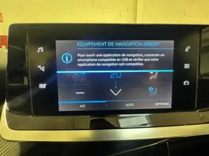 Photo 11 Peugeot 2008  1.2 PureTech 100ch S&S Style