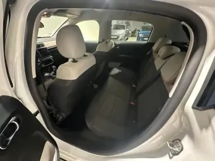 Photo 10 Citroën C3  1.2 PureTech 110ch S&S Shine Pack  EAT6