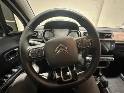 Photo 7 Citroën C3  1.2 PureTech 110ch S&S Shine Pack  EAT6