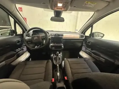 Photo 9 Citroën C3  1.2 PureTech 110ch S&S Shine Pack  EAT6