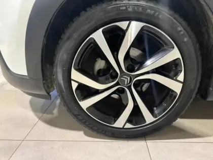 Photo 5 Citroën C3  1.2 PureTech 110ch S&S Shine Pack  EAT6