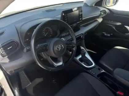 Photo 14 Toyota Yaris  116h Dynamic Business 5p + Programme Beyond Zero Academy MY22