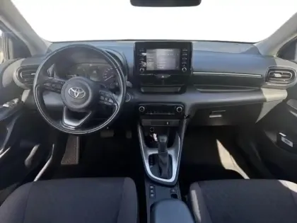 Photo 10 Toyota Yaris  116h Dynamic Business 5p + Programme Beyond Zero Academy MY22