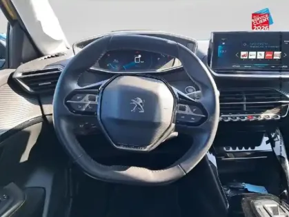 Photo 11 Peugeot 208  e- 136ch Roadtrip