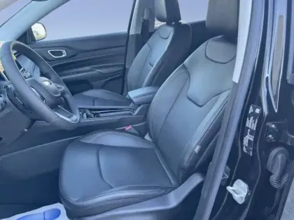 Photo 8 Jeep Compass  1.5 Turbo T4 130ch MHEV Summit 4x2 BVR7