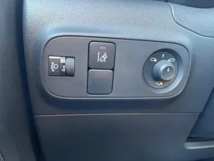 Photo 12 Citroën C3  PureTech 110ch Shine S&S