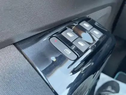 Photo 11 Citroën C3  PureTech 110ch Shine S&S