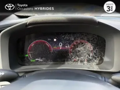 Photo 13 Toyota C-HR  1.8 Hybride 140ch Dynamic MY25