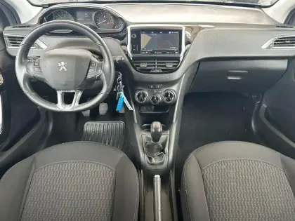 Photo 22 Peugeot 208  1.2 PureTech 82ch E6.c Signature 5p GPS CAMERA
