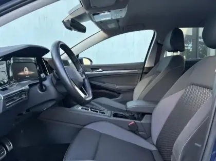 Photo 9 Volkswagen Golf  1.0 eTSI OPF 110ch Active DSG7