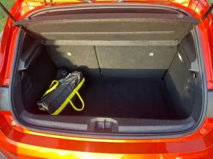 Photo 8 Renault Clio  1.6 E-Tech 140ch RS Line -21