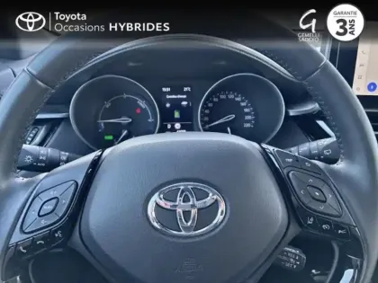 Photo 12 Toyota C-HR  2.0 Hybride 184ch Design Ultimate E-CVT