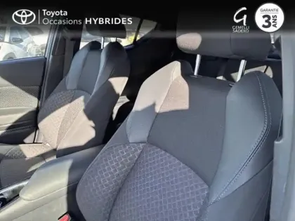 Photo 10 Toyota C-HR  2.0 Hybride 184ch Design Ultimate E-CVT